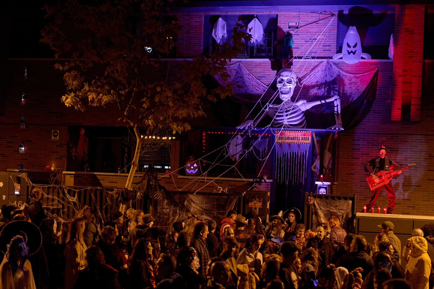 Halloween and a declining Christian tradition coexist on All Saints' Day in Spain | iNFOnews.ca