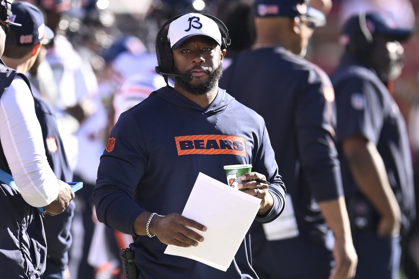 49ers beat the Bears 38-13 to spoil Thomas Brown's coaching debut | iNFOnews.ca