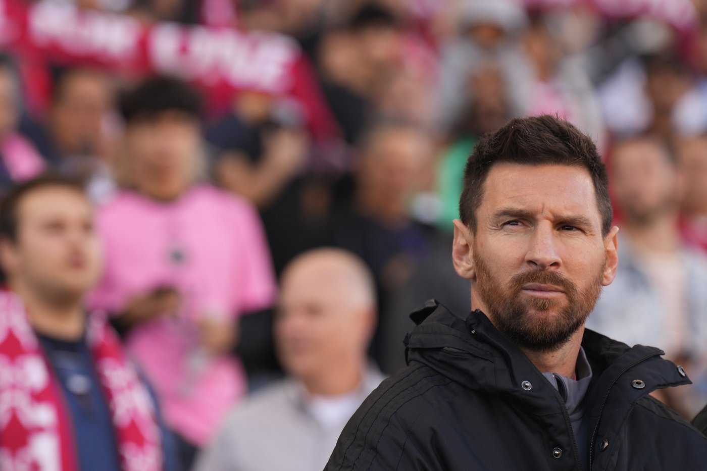 Inter Miami star Lionel Messi draws a crowd for arrival at Toronto's BMO Field | iNFOnews.ca Inter Miami star Lionel Messi draws a crowd for arrival at Toronto's BMO Field | iNFOnews.ca