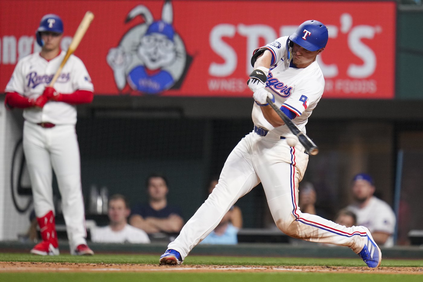 Corey Seager gets 3 hits and 2 RBIs as the Rangers beat the Angels 3-1 | iNFOnews.ca Corey Seager gets 3 hits and 2 RBIs as the Rangers beat the Angels 3-1 | iNFOnews.ca