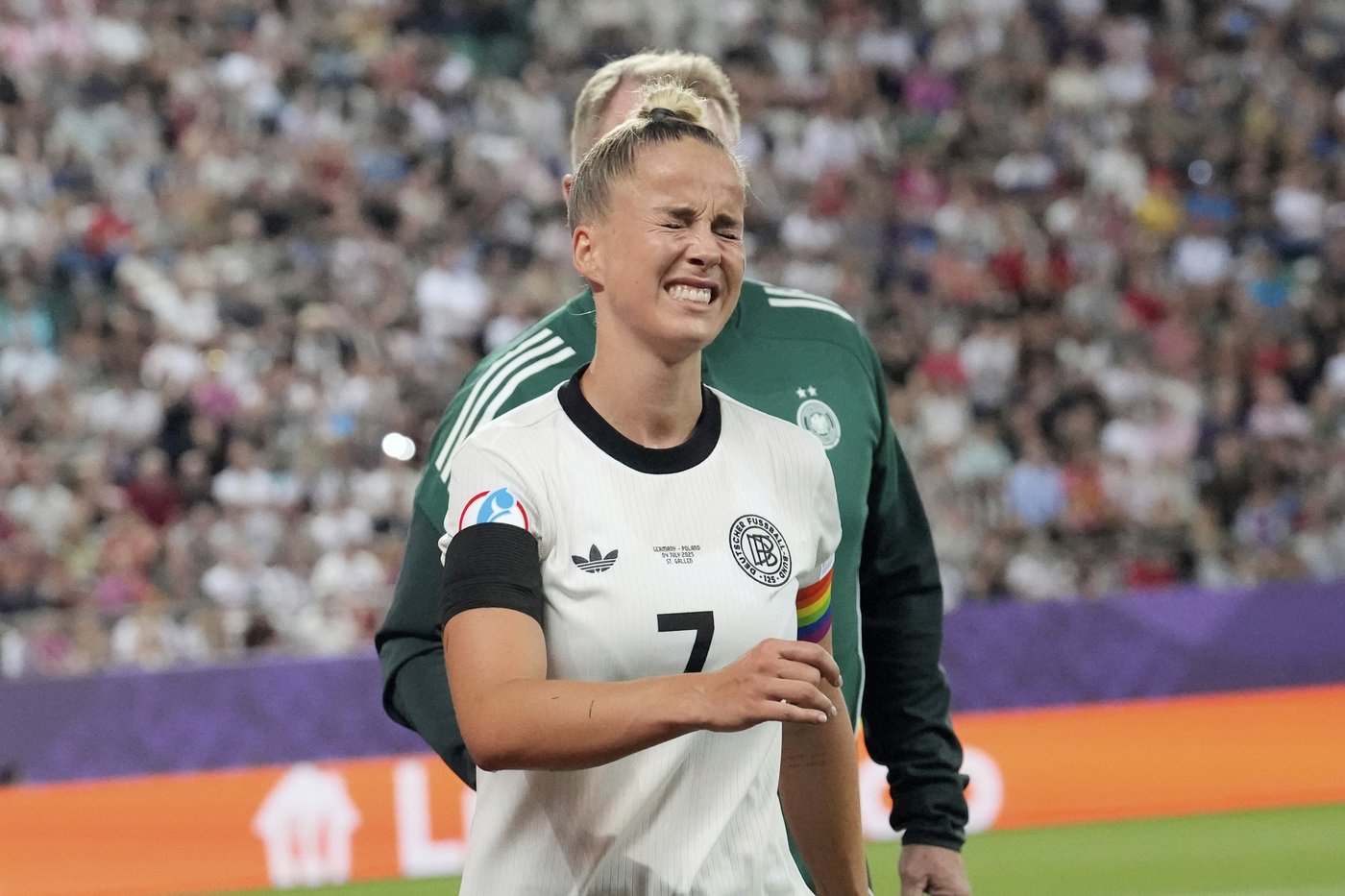 Germany captain Giulia Gwinn injured in Euro 2025 opener against Poland | iNFOnews.ca