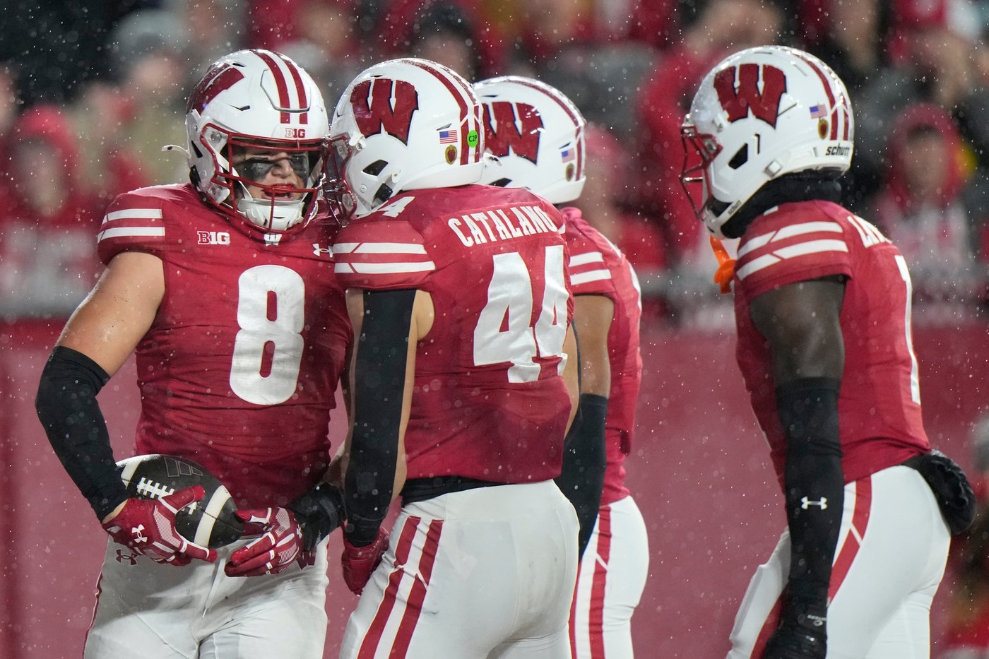 Wisconsin finds leaders for its rebuild in freshman linebackers Cooper Catalano and Mason Posa | iNFOnews.ca Wisconsin finds leaders for its rebuild in freshman linebackers Cooper Catalano and Mason Posa | iNFOnews.ca