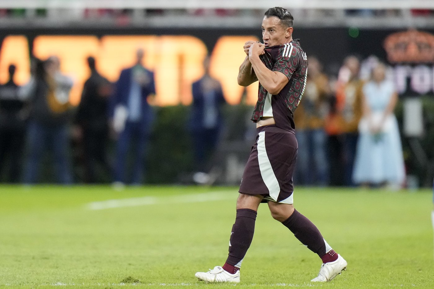 Mexico stops 7-game winless streak against the US as Jiménez and Huerta score in 2-0 victory | iNFOnews.ca