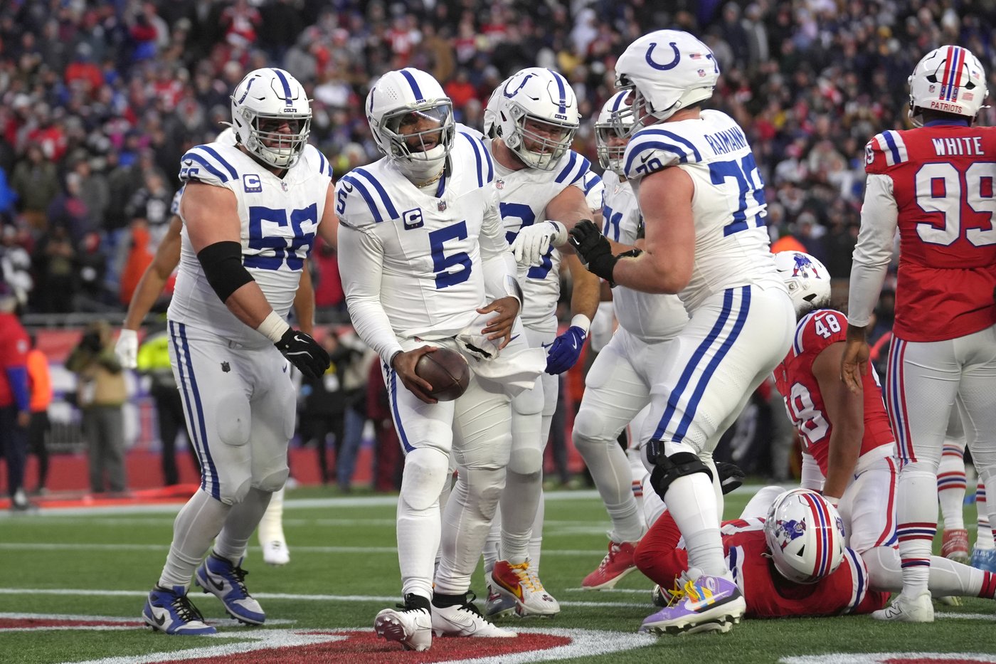 Richardson throws for TD and runs for 2 with 12 seconds left as Colts beat Patriots 25-24 | iNFOnews.ca Richardson throws for TD and runs for 2 with 12 seconds left as Colts beat Patriots 25-24 | iNFOnews.ca