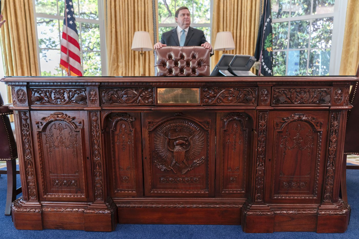Tourists can finally visit the Oval Office. A replica is opening near the White House on Monday | iNFOnews.ca Tourists can finally visit the Oval Office. A replica is opening near the White House on Monday | iNFOnews.ca