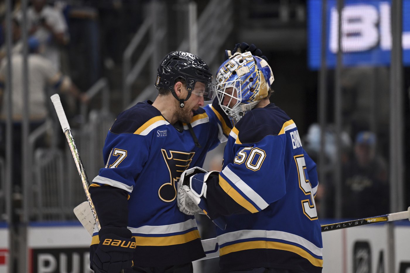 NHL playoffs: Blues beat Jets 5-1 to tie series at 2-2 | iNFOnews.ca NHL playoffs: Blues beat Jets 5-1 to tie series at 2-2 | iNFOnews.ca
