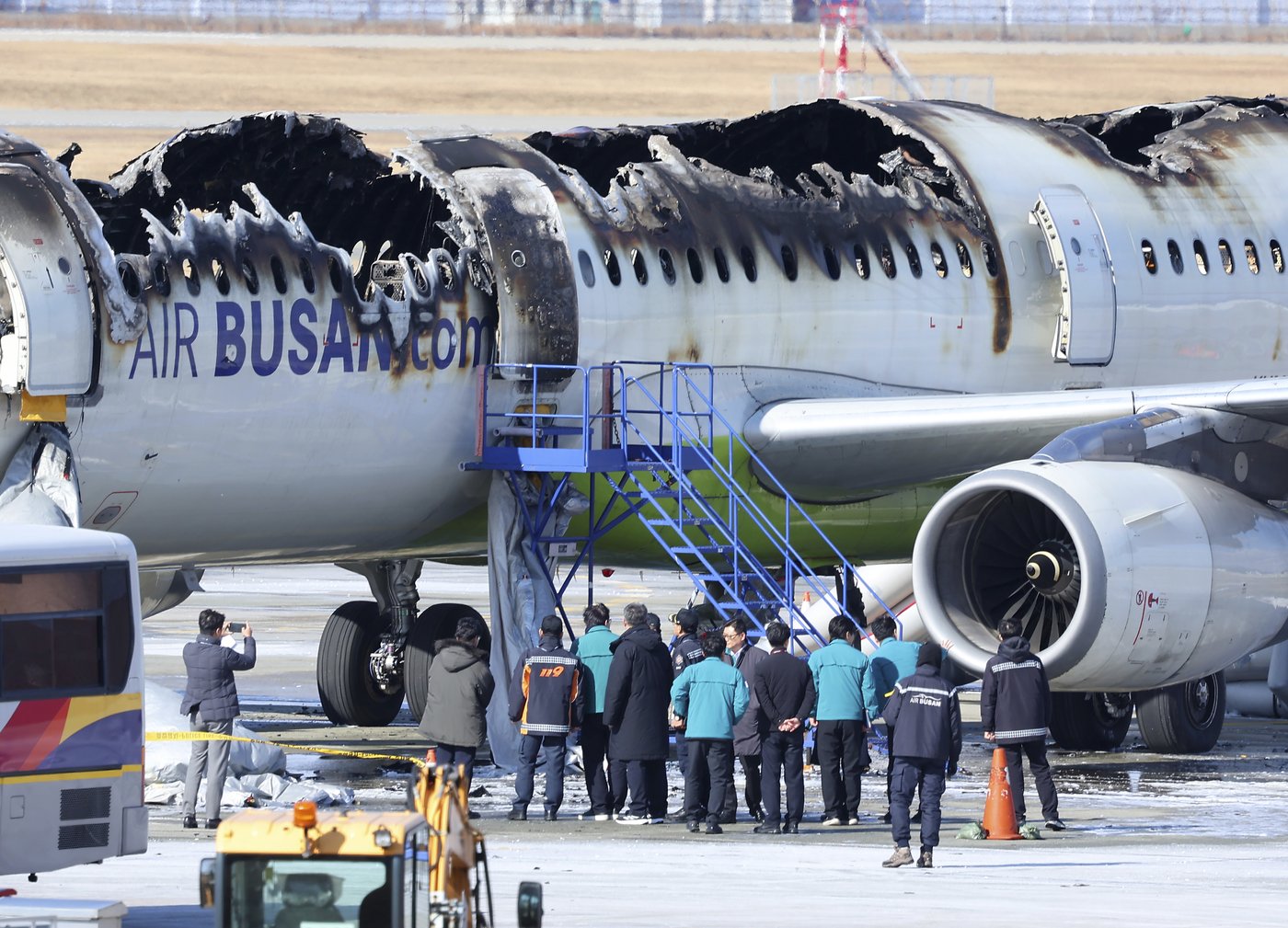 Passenger plane catches fire at South Korean airport. All 176 people on board are evacuated | iNFOnews.ca