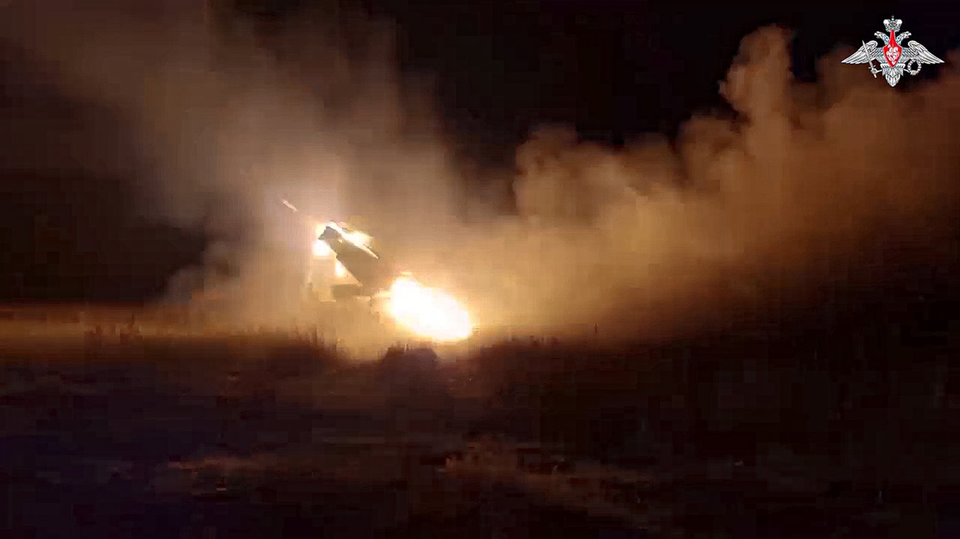 Ukraine strikes a Russian oil hub as Zelenskyy says the war is in 'a very important phase' | iNFOnews.ca