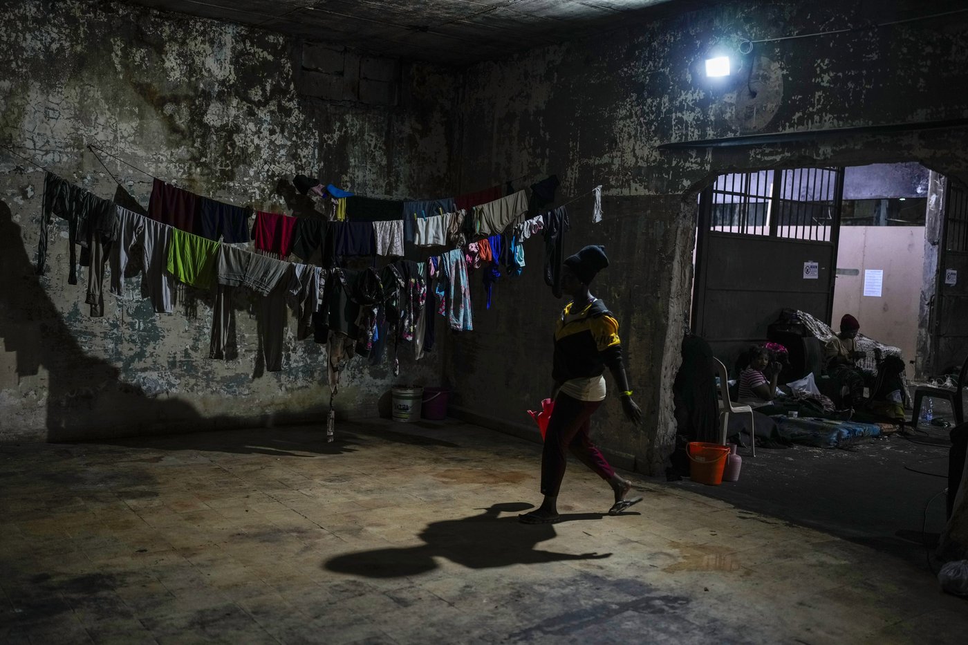Migrant workers in Lebanon are trying to return home after alleged abuses and then war | iNFOnews.ca Migrant workers in Lebanon are trying to return home after alleged abuses and then war | iNFOnews.ca
