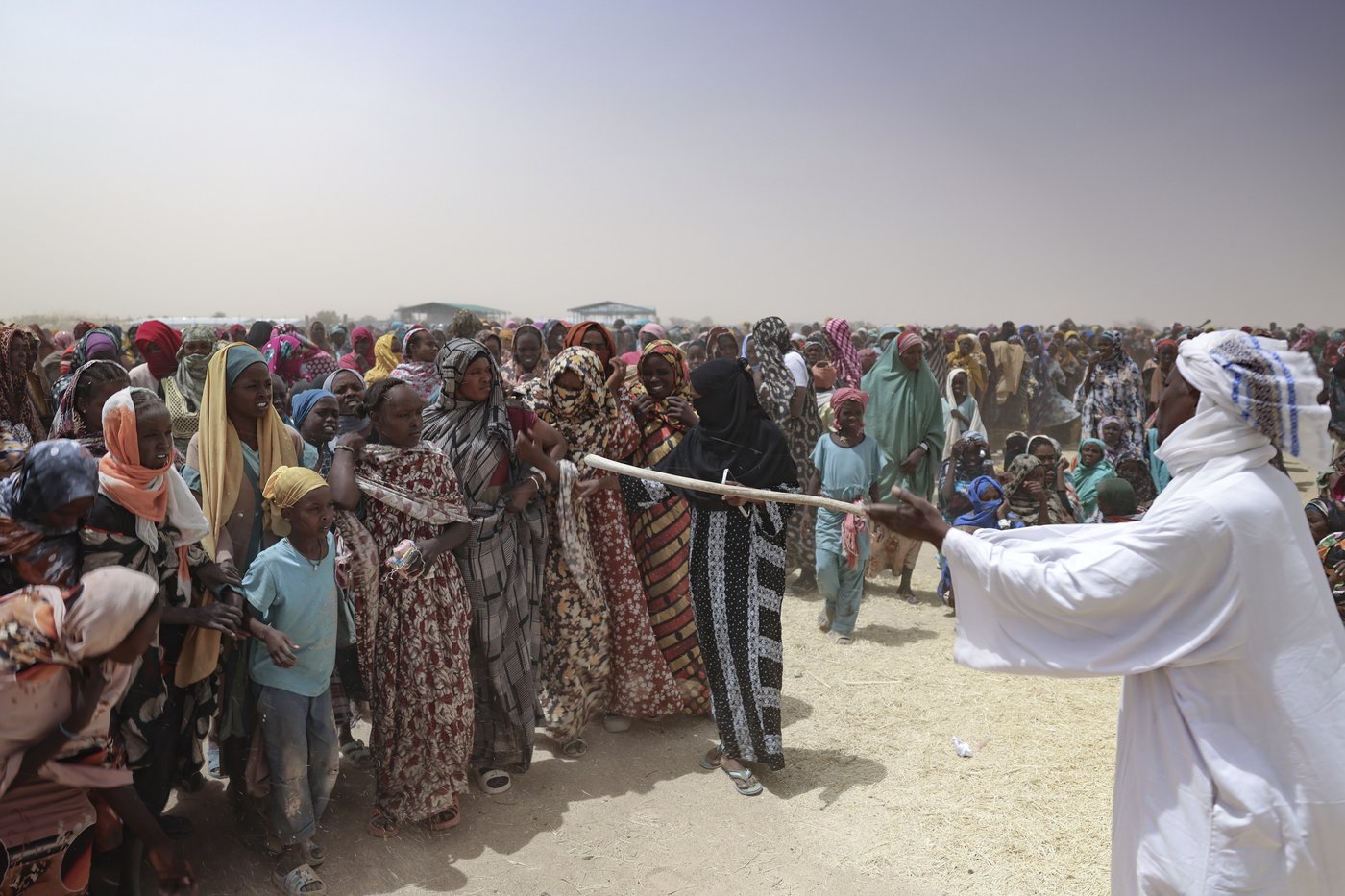 Sudan civil war overwhelms border town in neighbor Chad as refugees find little help | iNFOnews.ca Sudan civil war overwhelms border town in neighbor Chad as refugees find little help | iNFOnews.ca