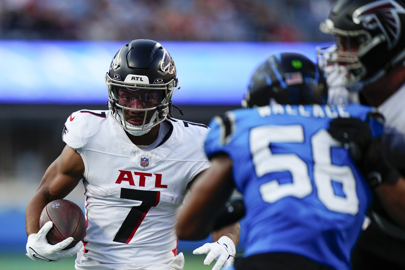 Bijan Robinson scores 2 TDs. Falcons beat Panthers 38-20 for 3rd straight victory vs. NFC South foe | iNFOnews.ca Bijan Robinson scores 2 TDs. Falcons beat Panthers 38-20 for 3rd straight victory vs. NFC South foe | iNFOnews.ca