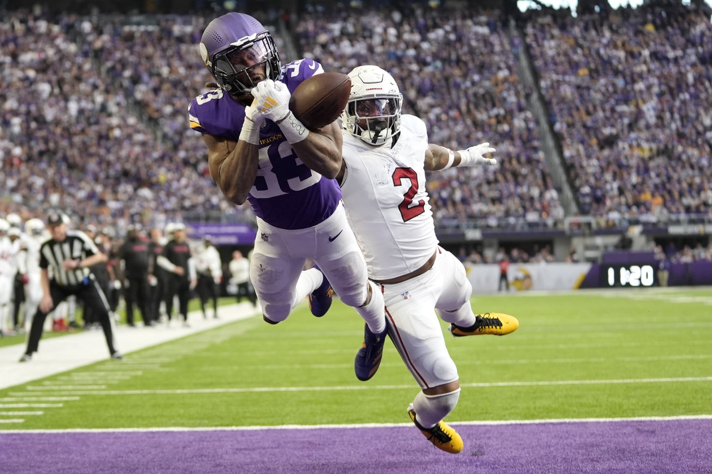 Vikings win 5th straight, rallying past Cardinals 23-22 on Sam Darnold's TD pass with 1:13 left | iNFOnews.ca Vikings win 5th straight, rallying past Cardinals 23-22 on Sam Darnold's TD pass with 1:13 left | iNFOnews.ca