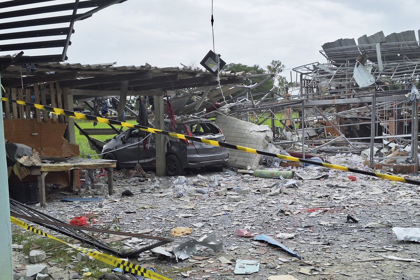 Fireworks workshop explodes in central Thailand, killing at least 9 | iNFOnews.ca