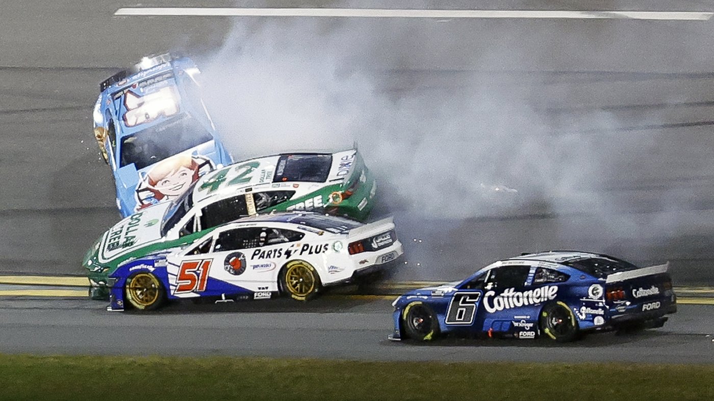 The Latest: William Byron wins Daytona 500 for the second straight year | iNFOnews.ca The Latest: William Byron wins Daytona 500 for the second straight year | iNFOnews.ca