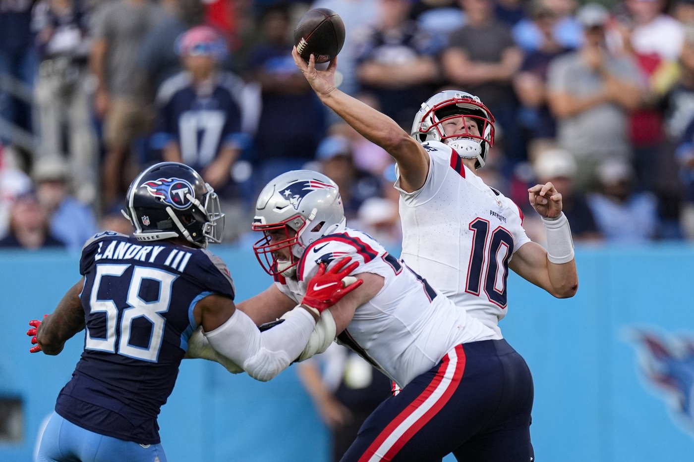 Nick Folk's 25-yard field goal in OT helps Titans edge the Pats 20-17 | iNFOnews.ca Nick Folk's 25-yard field goal in OT helps Titans edge the Pats 20-17 | iNFOnews.ca