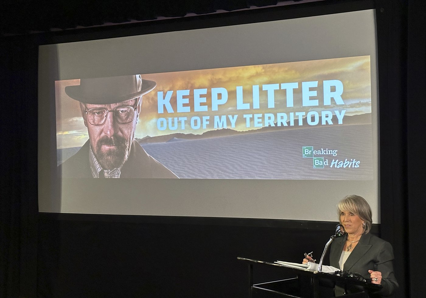 ‘Breaking Bad’ star appears in ad campaign against littering in New Mexico | iNFOnews.ca