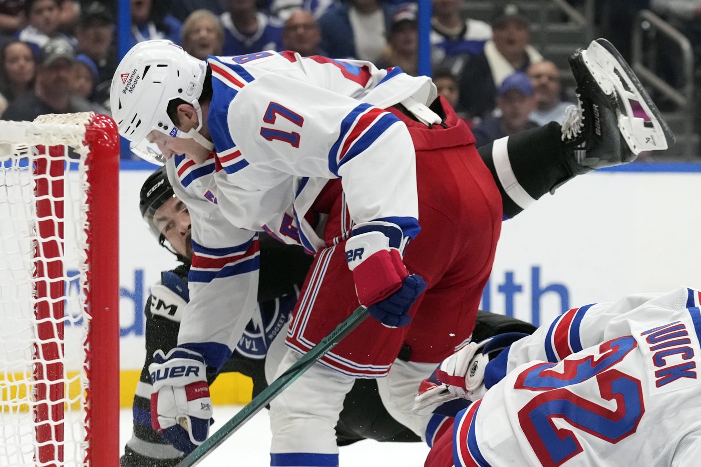Point and Kucherov lead surging Lightning to 6-2 win over reeling Rangers | iNFOnews.ca Point and Kucherov lead surging Lightning to 6-2 win over reeling Rangers | iNFOnews.ca