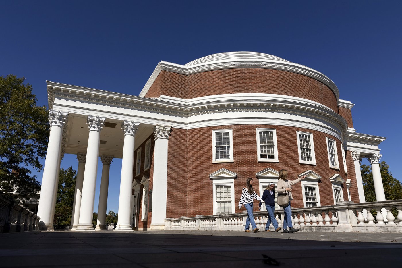 US voters hear a stark message in the presidential race: The country's fate is on the line | iNFOnews.ca US voters hear a stark message in the presidential race: The country's fate is on the line | iNFOnews.ca