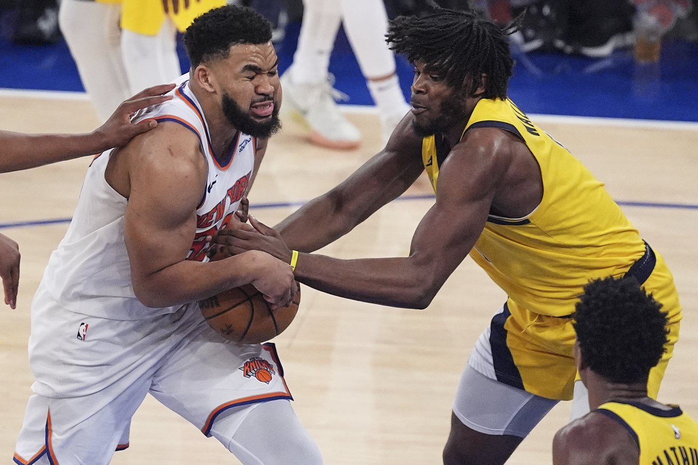 Brunson, Towns carry Knicks to 111-94 victory that cuts Pacers' series lead to 3-2 | iNFOnews.ca