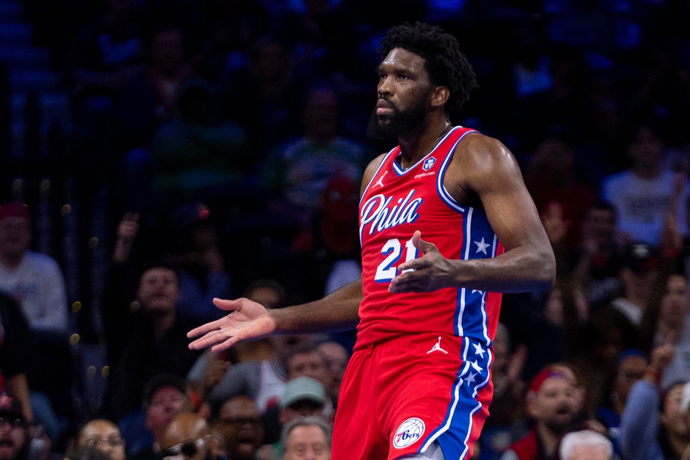 Philadelphia's Joel Embiid is fined $50,000 for a lewd gesture during a game against Boston | iNFOnews.ca Philadelphia's Joel Embiid is fined $50,000 for a lewd gesture during a game against Boston | iNFOnews.ca