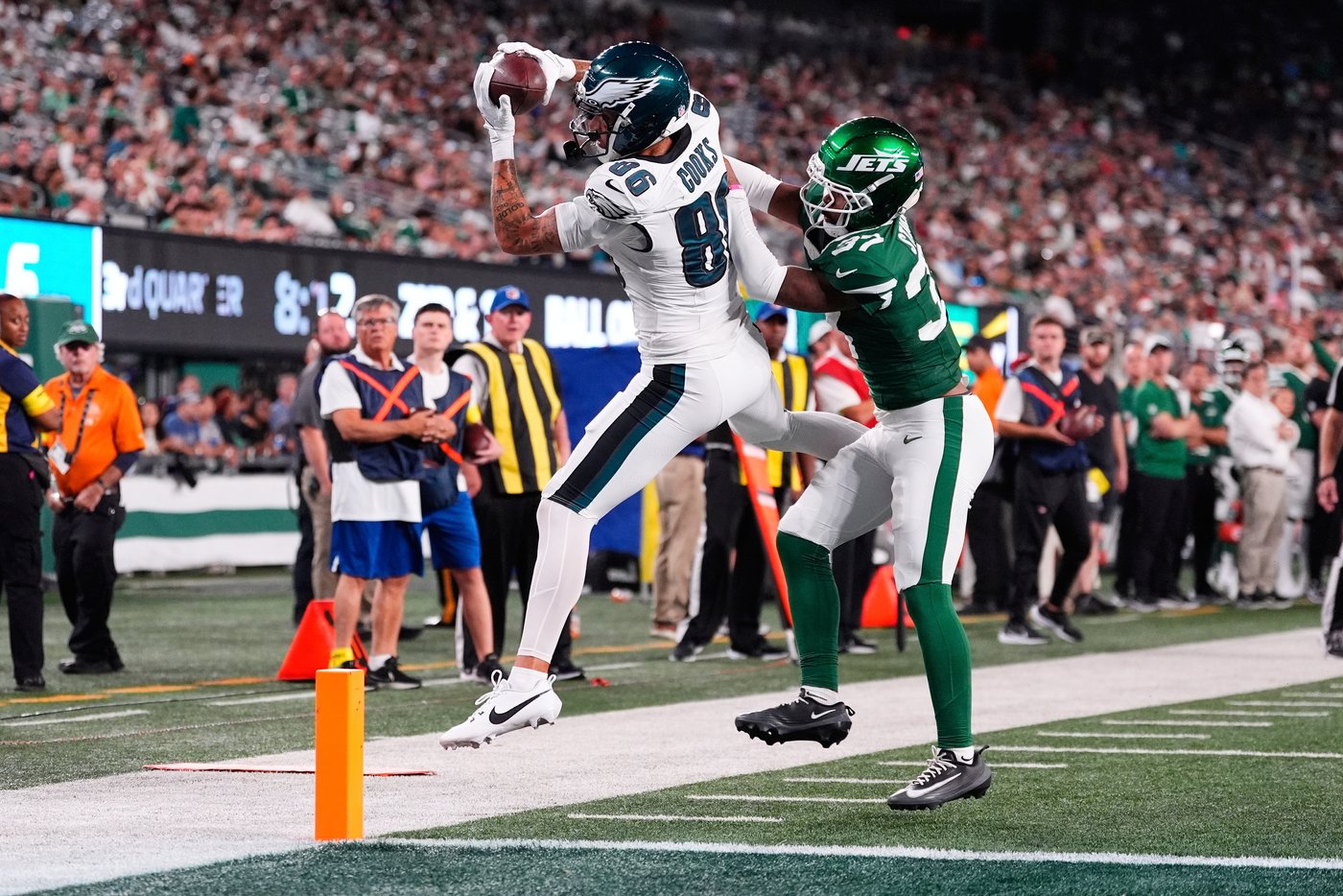Eagles edge Jets 19-17 in preseason game | iNFOnews.ca Eagles edge Jets 19-17 in preseason game | iNFOnews.ca