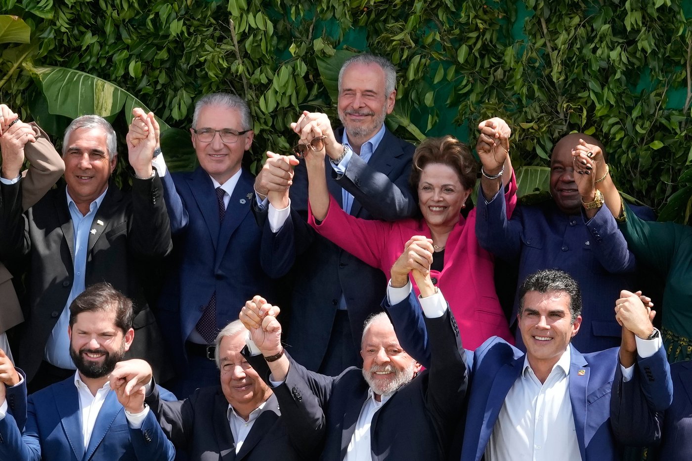 Trump's energy secretary slams UN climate conference in Brazil, where US absence is glaring | iNFOnews.ca