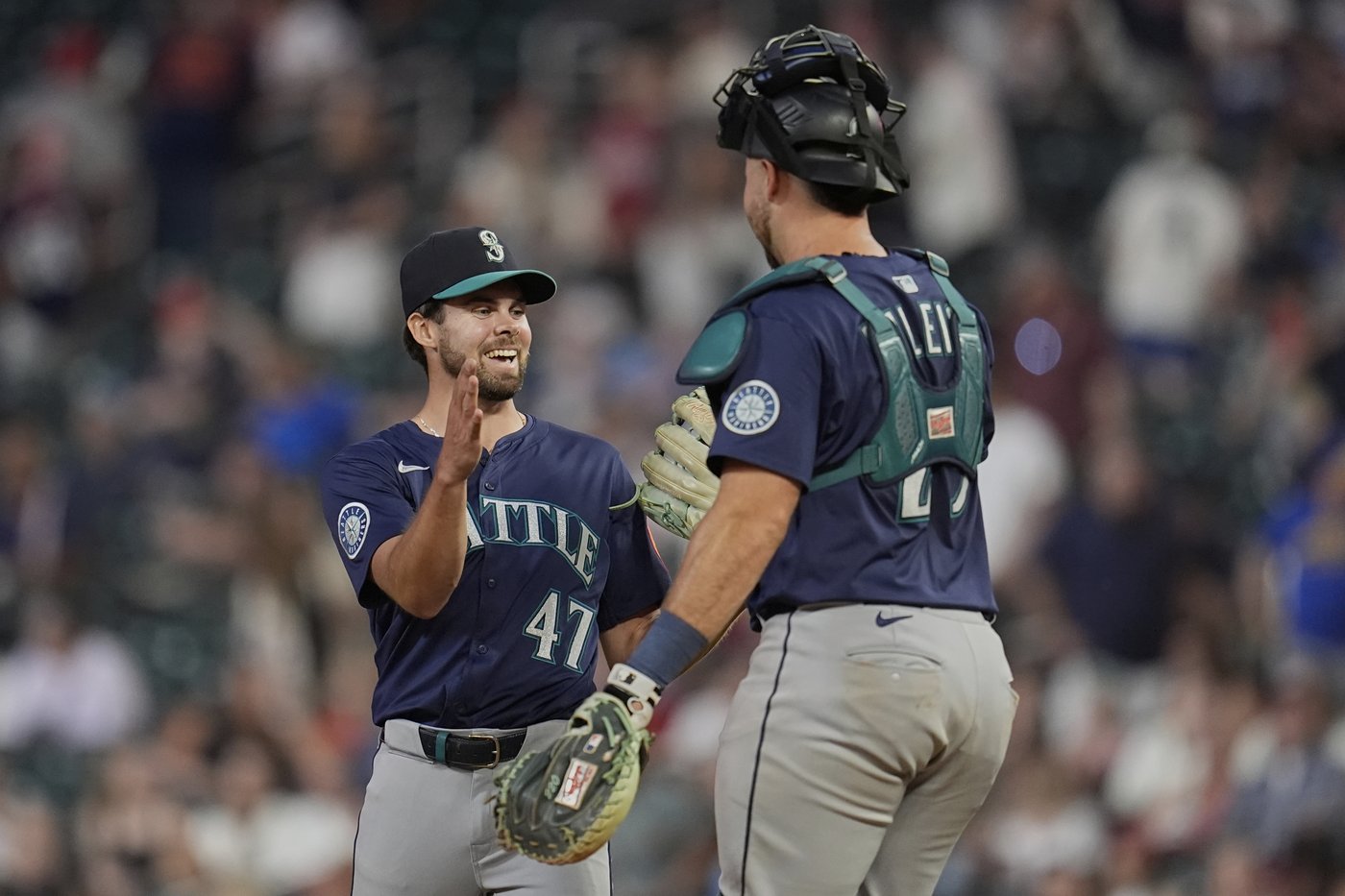 Rodríguez sacrifice fly in 9th lifts Mariners over Twins 6-5 for 8th win in 11 games | iNFOnews.ca