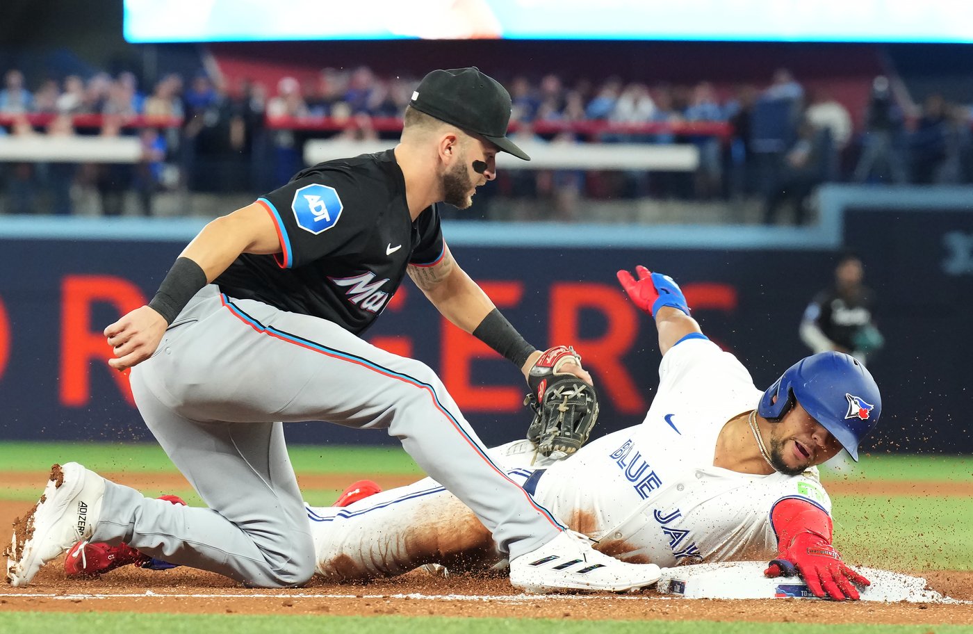 Blue Jays recall OF Jonatan Clase, transfer right-hander Ryan Burr to 60-day IL | iNFOnews.ca Blue Jays recall OF Jonatan Clase, transfer right-hander Ryan Burr to 60-day IL | iNFOnews.ca