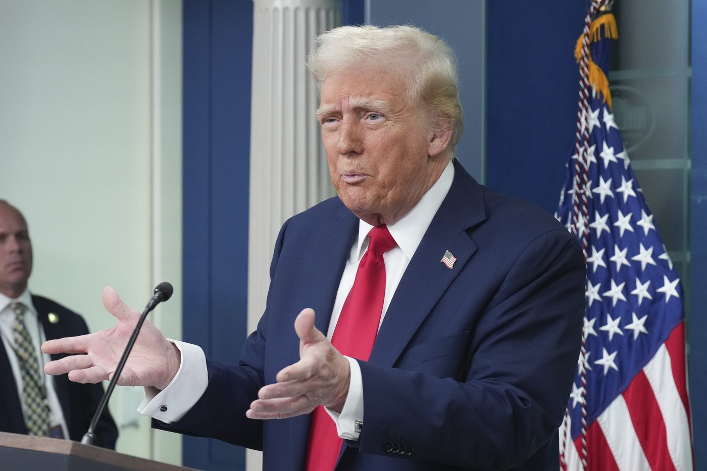 Trump blames diversity hiring as probe into deadly DC plane crash begins | iNFOnews.ca Trump blames diversity hiring as probe into deadly DC plane crash begins | iNFOnews.ca