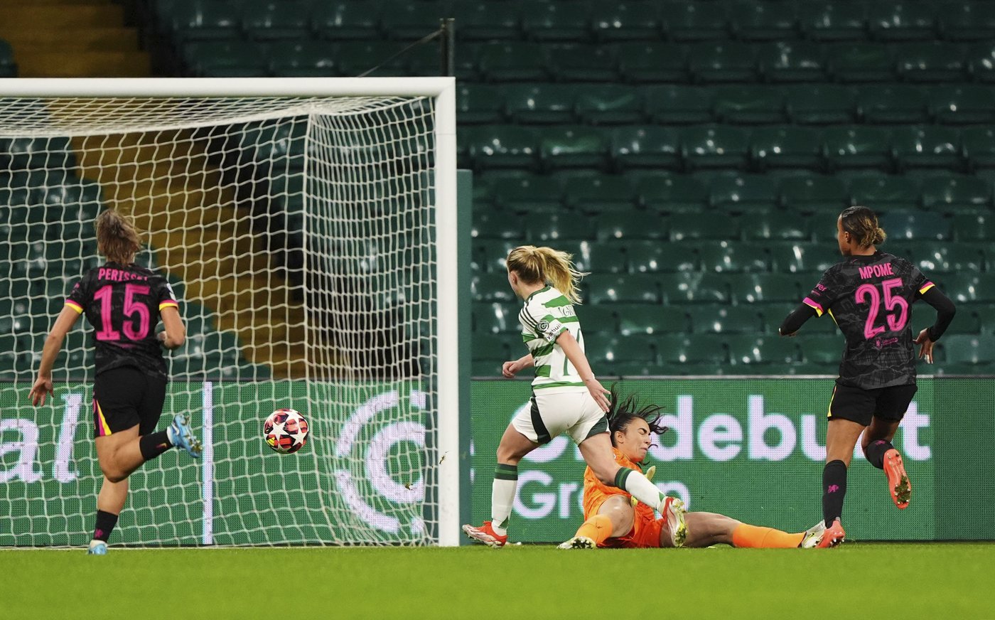 Lyon and Chelsea take clear leads in Women's Champions League groups. Madrid, Wolfsburg also win | iNFOnews.ca Lyon and Chelsea take clear leads in Women's Champions League groups. Madrid, Wolfsburg also win | iNFOnews.ca