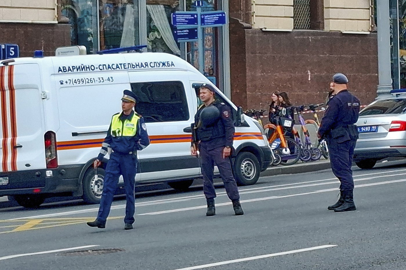 At least 1 dead in Moscow shopping center explosion, 3 injured | iNFOnews.ca