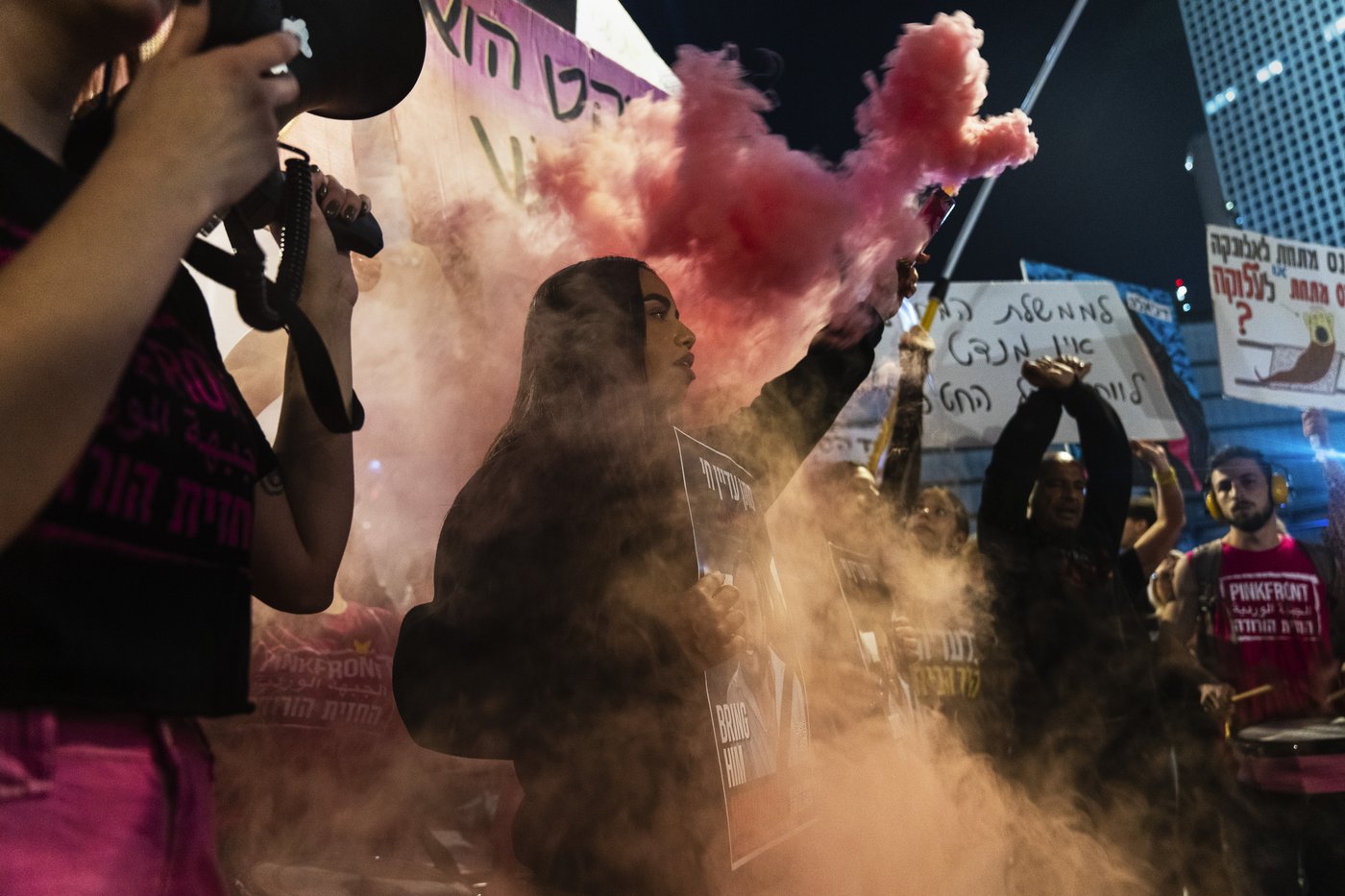 Israeli police make arrests after flares fired at prime minister's private residence | iNFOnews.ca Israeli police make arrests after flares fired at prime minister's private residence | iNFOnews.ca