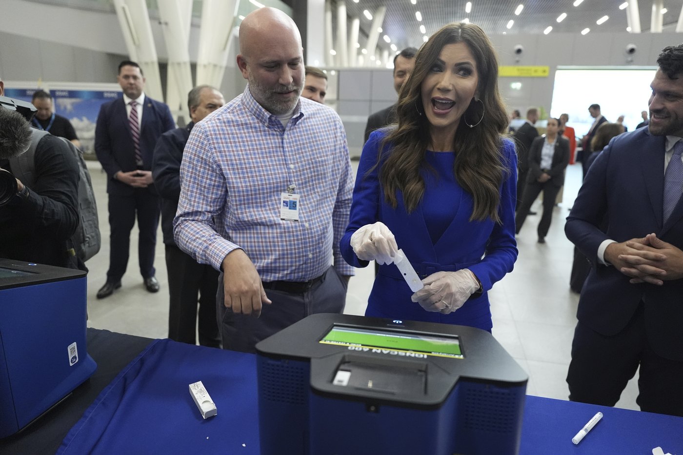 US to share biometric data with Chile 'to track criminals,' Homeland Security's Noem says | iNFOnews.ca