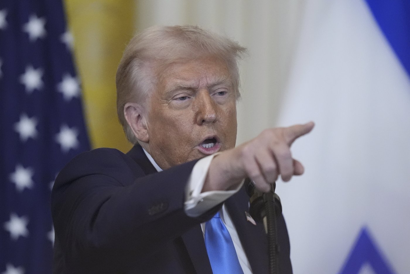 Trump administration orders federal agencies to provide lists of underperforming employees | iNFOnews.ca