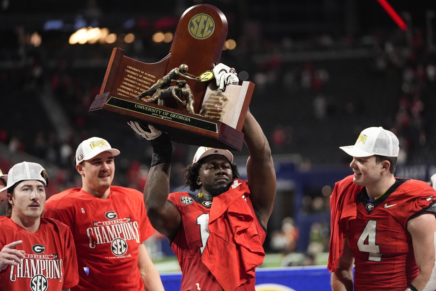 No. 5 Georgia pulls off another overtime stunner, beating No. 2 Texas 22-19 for SEC title | iNFOnews.ca No. 5 Georgia pulls off another overtime stunner, beating No. 2 Texas 22-19 for SEC title | iNFOnews.ca