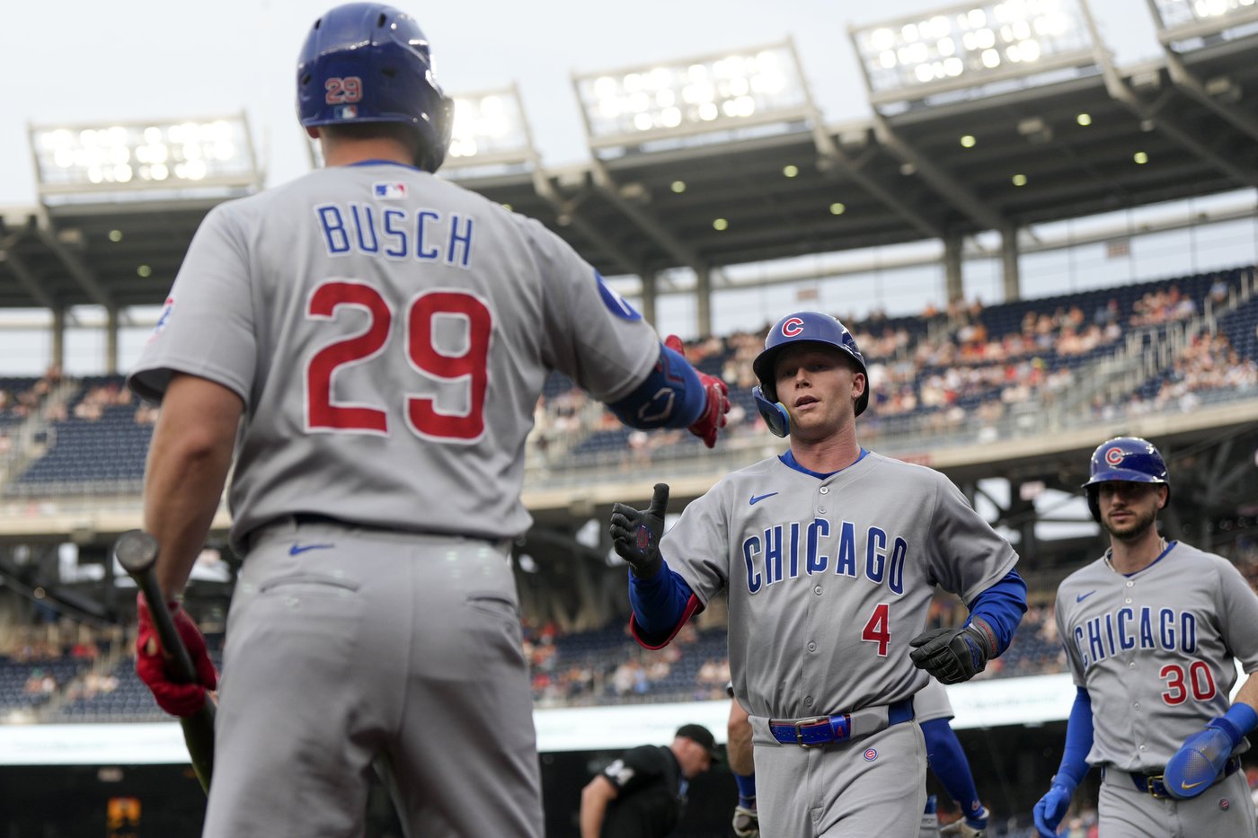 Happ homers, has 4 RBIs on 3 hits as Cubs down Nats 7-1 | iNFOnews.ca