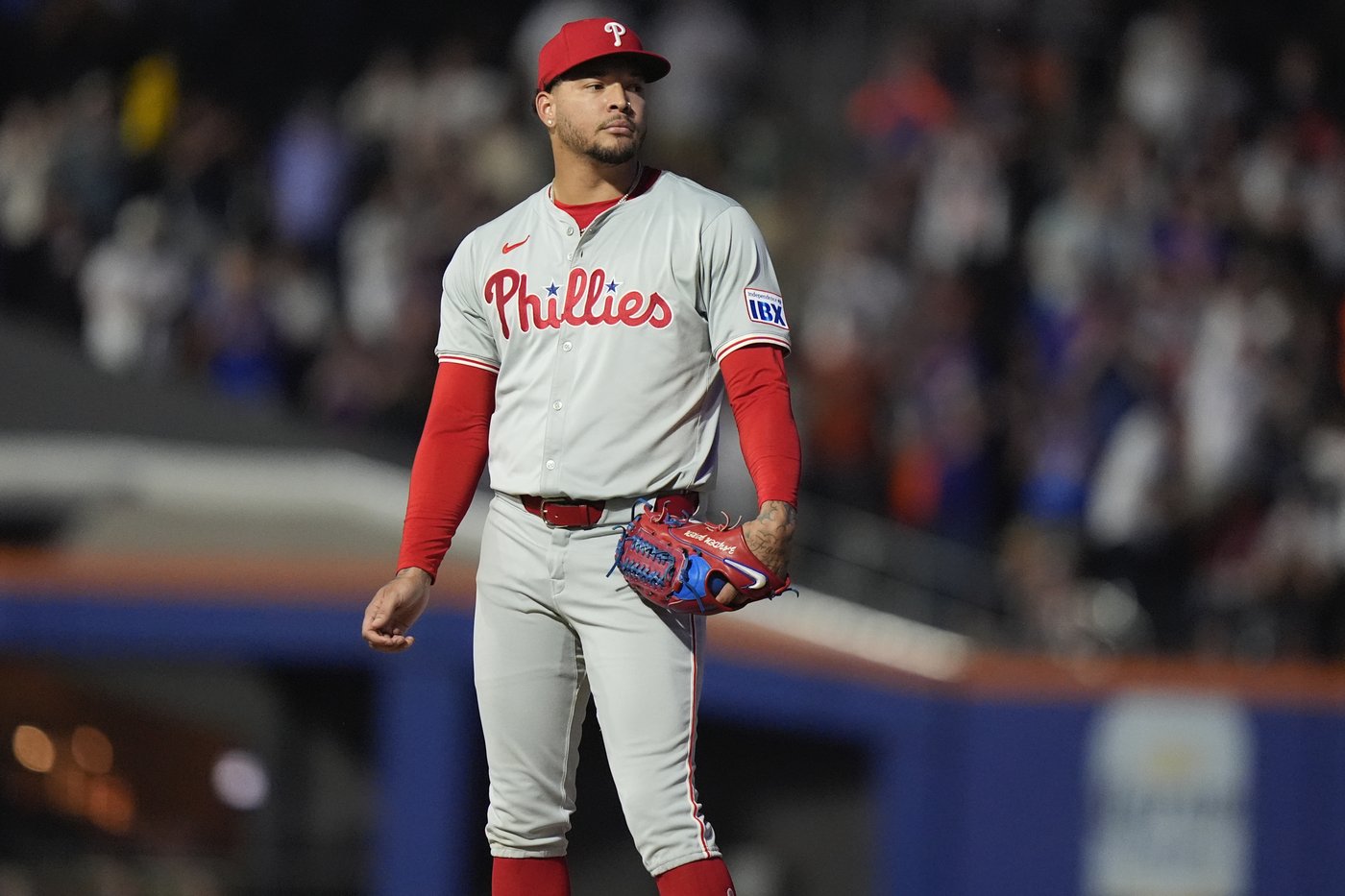 Mets score 10 runs in 3 straight games for 1st time, delay Phillies' playoff clinch with 10-6 win | iNFOnews.ca Mets score 10 runs in 3 straight games for 1st time, delay Phillies' playoff clinch with 10-6 win | iNFOnews.ca