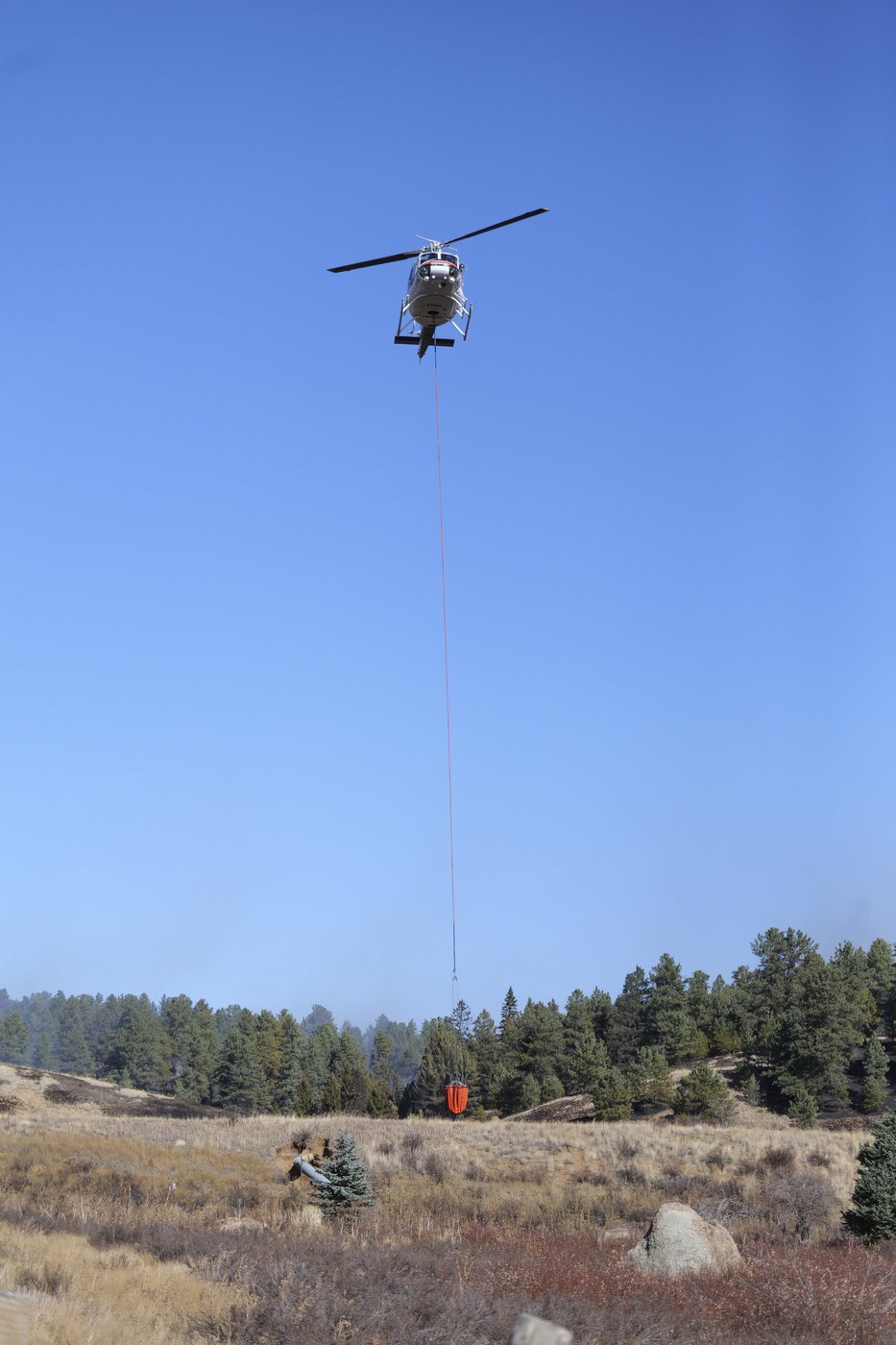 Fire destroys 1 home and forces the evacuation of 700 others in a Colorado subdivision | iNFOnews.ca Fire destroys 1 home and forces the evacuation of 700 others in a Colorado subdivision | iNFOnews.ca
