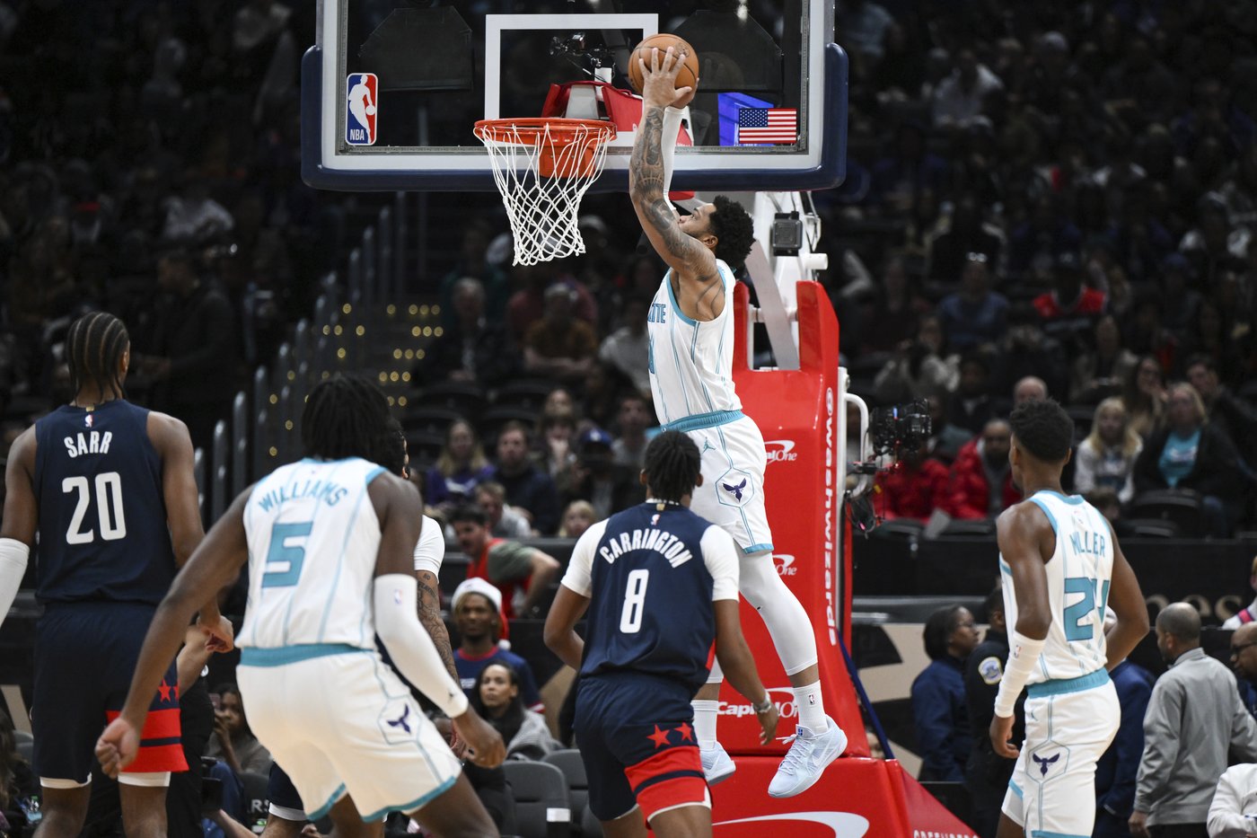Poole's 3-pointer with 8.1 seconds left lifts Wizards to a 113-110 win over Hornets | iNFOnews.ca