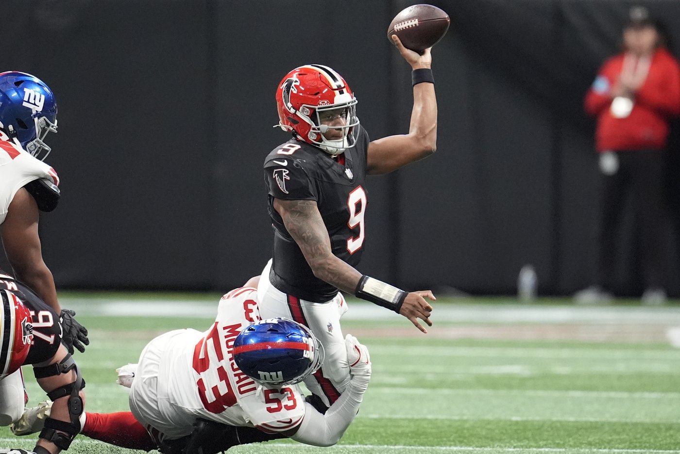 Penix wins debut as Atlanta QB as Falcons return two picks for TDs, beat hapless Giants 34-7 | iNFOnews.ca Penix wins debut as Atlanta QB as Falcons return two picks for TDs, beat hapless Giants 34-7 | iNFOnews.ca