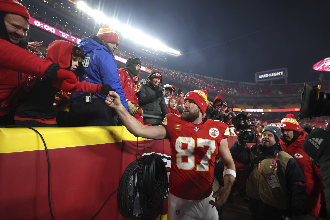 There's regular-season Kelce and playoff Kelce. Regular-season Chiefs and playoff Chiefs, too | iNFOnews.ca There's regular-season Kelce and playoff Kelce. Regular-season Chiefs and playoff Chiefs, too | iNFOnews.ca