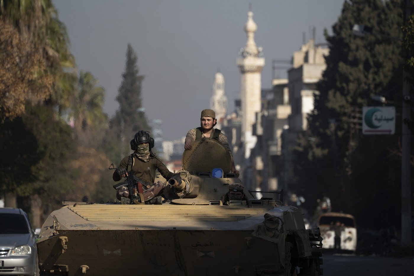 AP PHOTOS: Syria's new security forces conduct sweeps in Homs, looking for ousted Assad's loyalists | iNFOnews.ca