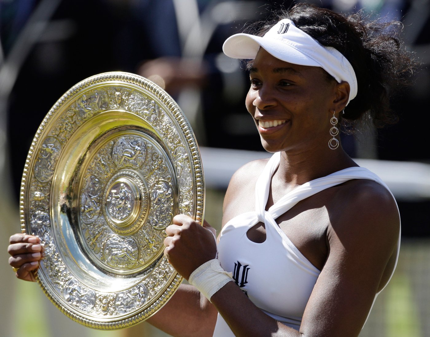 Venus Williams accepts a wild card for the DC Open. She hasn't competed in more than a year | iNFOnews.ca