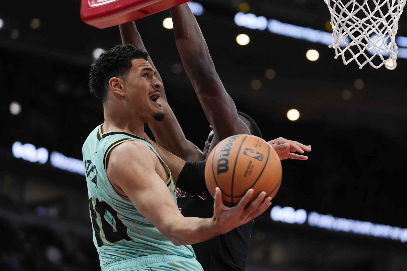 Dosunmu and Giddey lead the Bulls past the struggling Hornets 109-95 | iNFOnews.ca Dosunmu and Giddey lead the Bulls past the struggling Hornets 109-95 | iNFOnews.ca