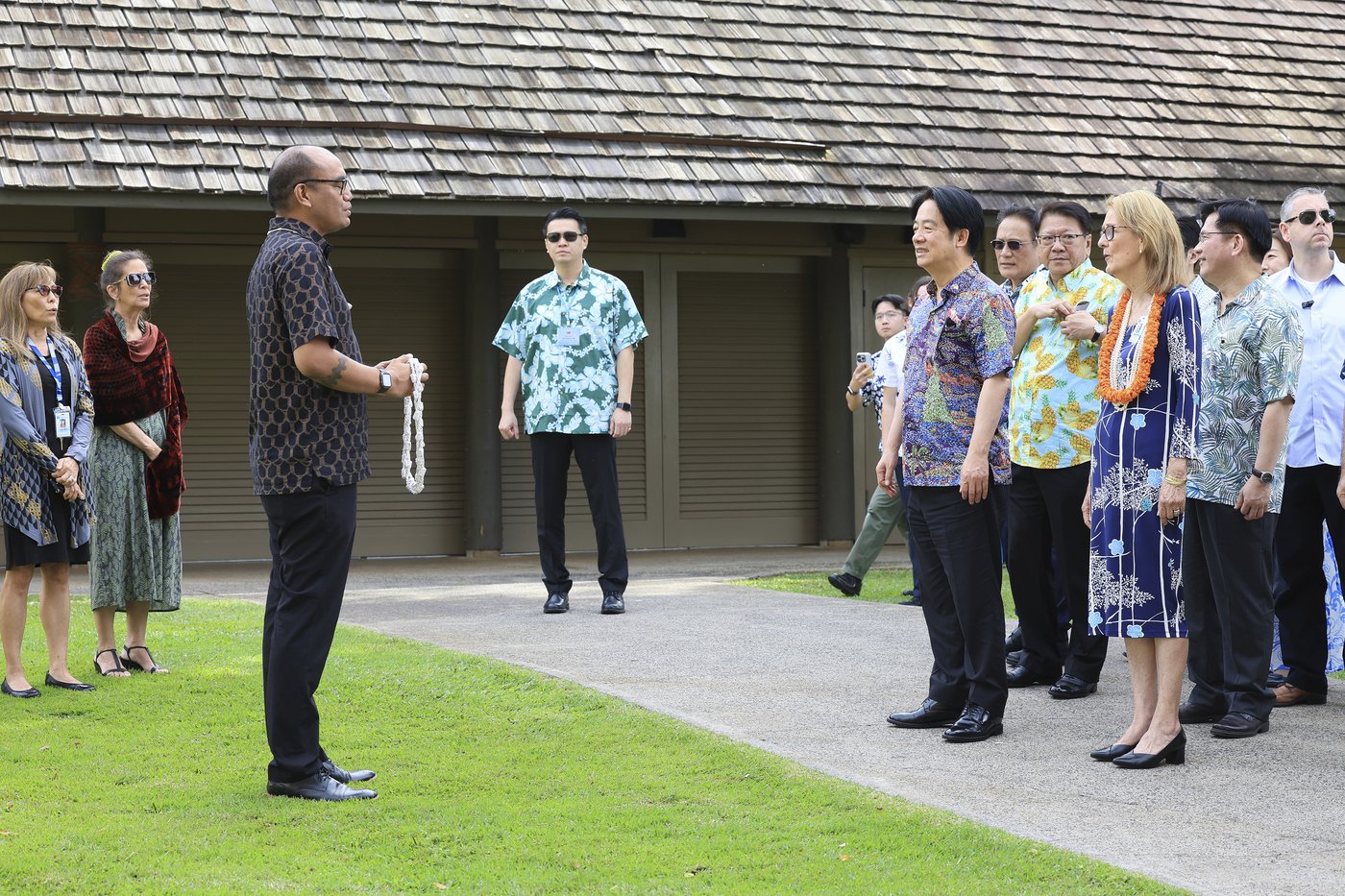 Taiwan's president meets Hawaii's governor and members of Congress in a visit condemned by China | iNFOnews.ca Taiwan's president meets Hawaii's governor and members of Congress in a visit condemned by China | iNFOnews.ca
