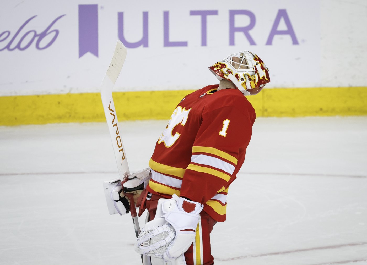 'Man, he's awesome': Huberdeau's heroics show Calgary Flames' close-knit bond | iNFOnews.ca