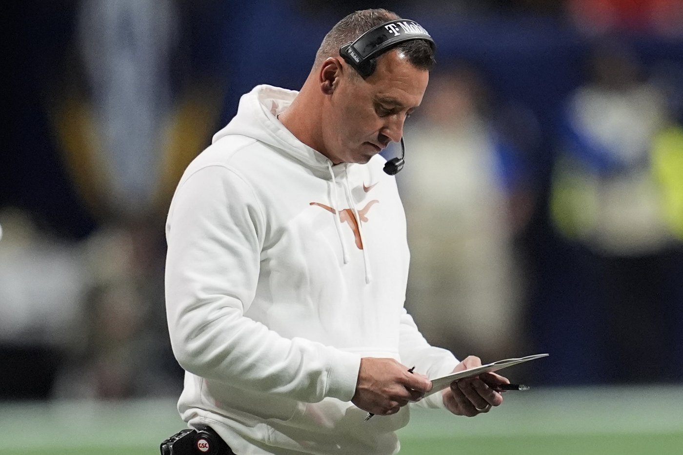 Texas gets home game vs. Clemson in CFP first round, winner faces Arizona State in Peach Bowl | iNFOnews.ca