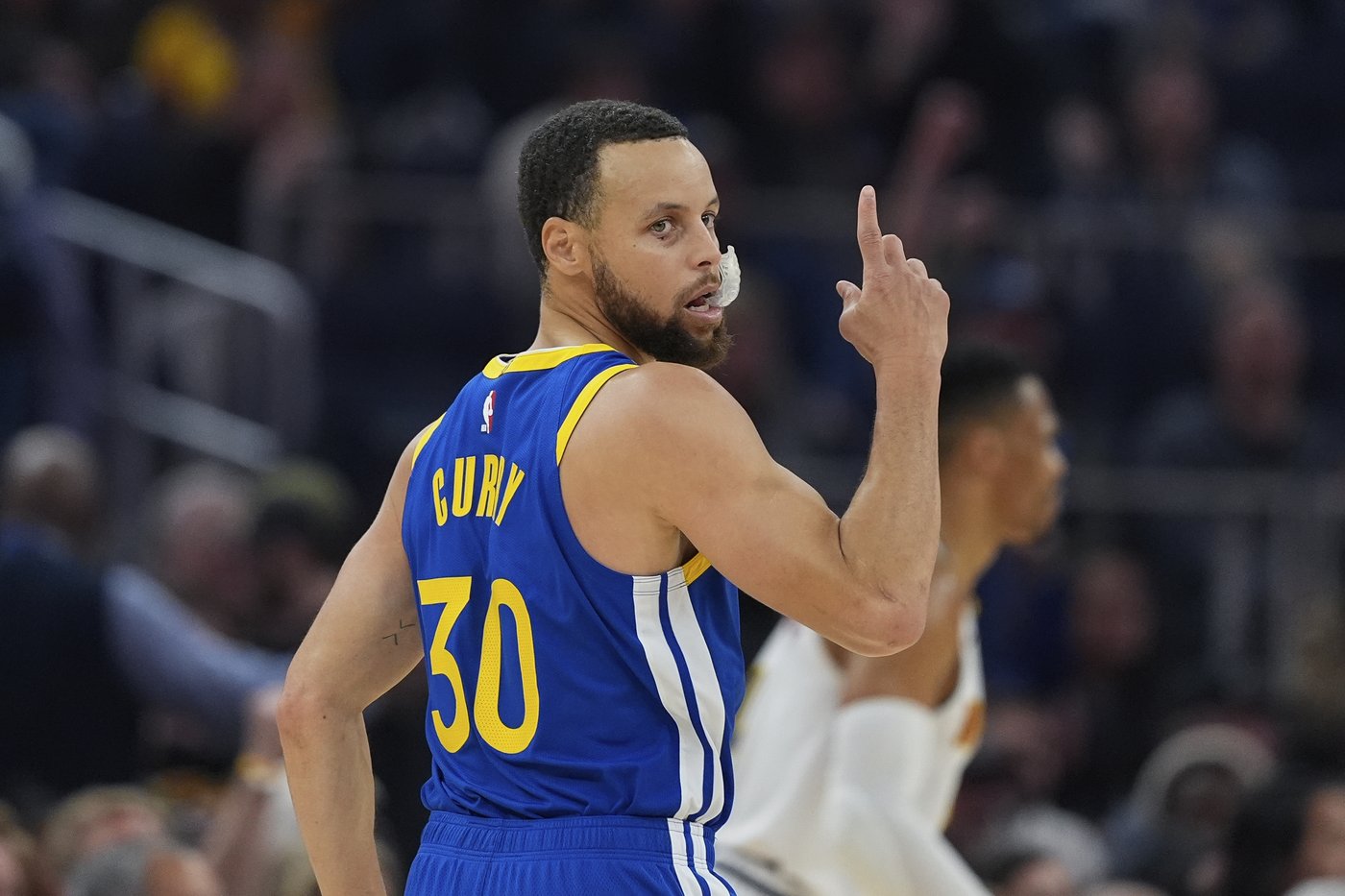 Steve Kerr committed to finding Stephen Curry a rest day, insists superstar guard is exhausted | iNFOnews.ca Steve Kerr committed to finding Stephen Curry a rest day, insists superstar guard is exhausted | iNFOnews.ca