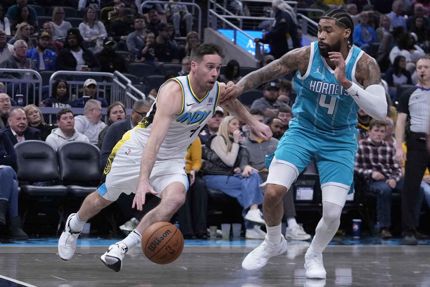 Brandon Miller's late free throws help Hornets beat the Pacers 113-109 and snap 8-game skid | iNFOnews.ca Brandon Miller's late free throws help Hornets beat the Pacers 113-109 and snap 8-game skid | iNFOnews.ca