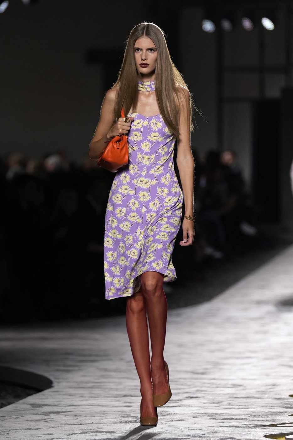 Gucci touts 'casual grandeur,' Tod's focuses on Artisanal Intelligence and Versace plays it safe | iNFOnews.ca Gucci touts 'casual grandeur,' Tod's focuses on Artisanal Intelligence and Versace plays it safe | iNFOnews.ca